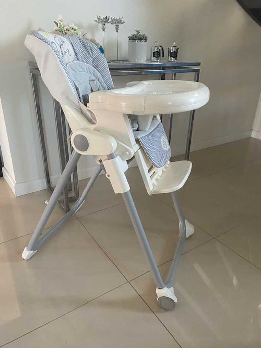 Fotelik do karmienia