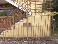 Portão em ferro.