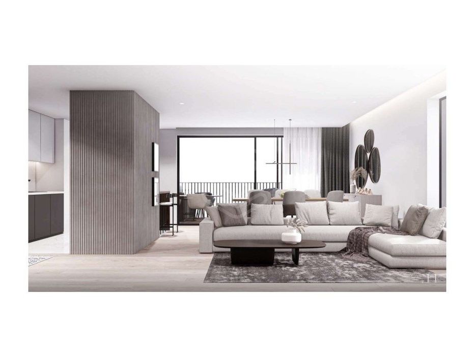 T2, com varanda com 10.6m2 e Garagem para 1 carro.