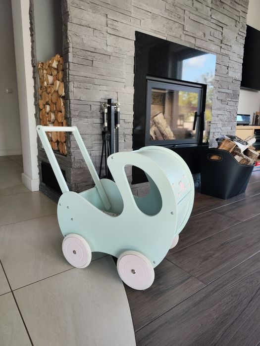 Wózek drewniany dla lalek