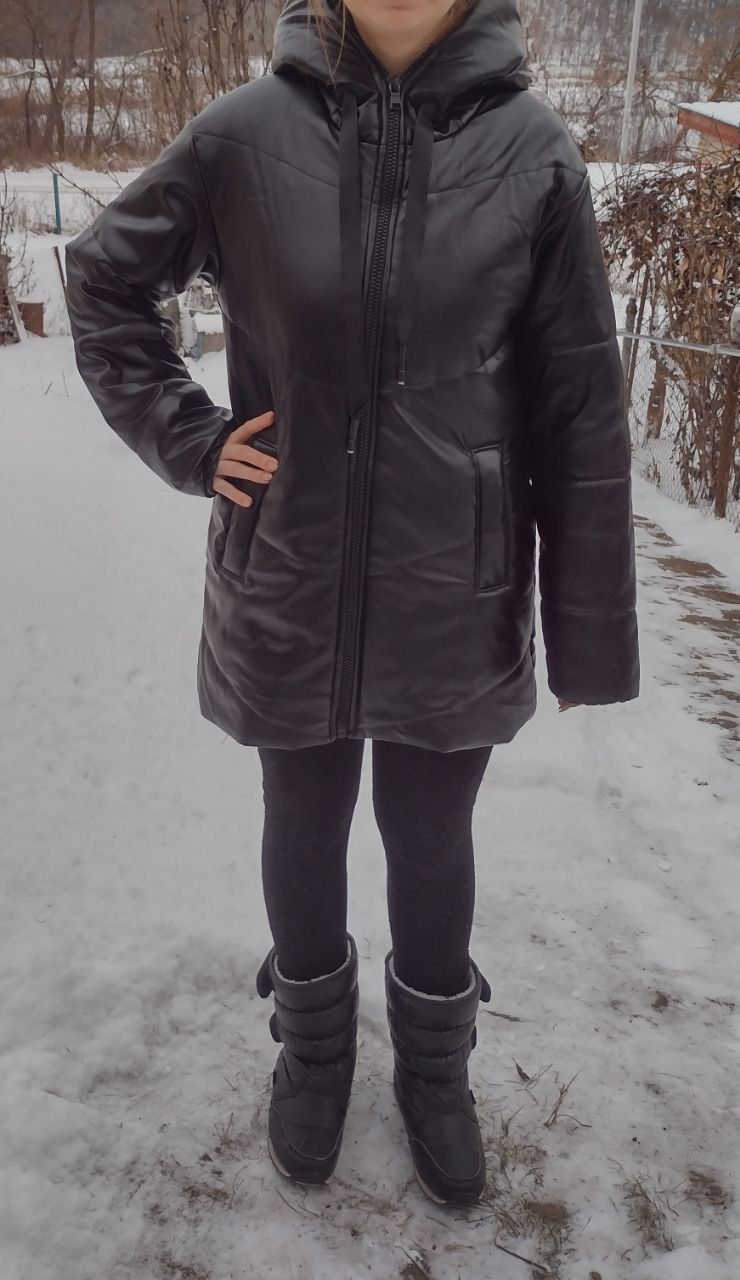 Зимняя курточка с эко кожи