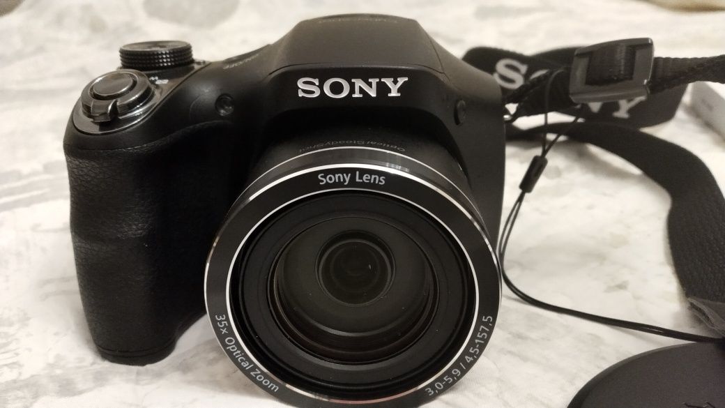 Aparat Sony DSC H300