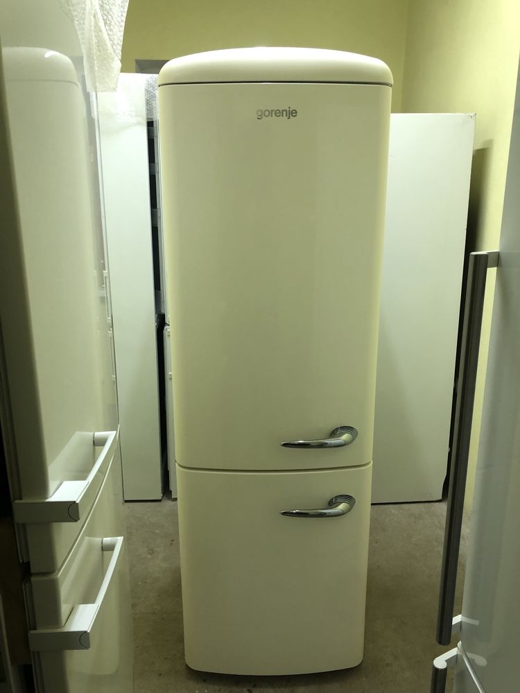 Холодильник ретро стиль