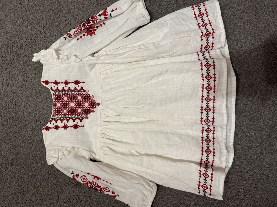Вишиванка , вишита сукня