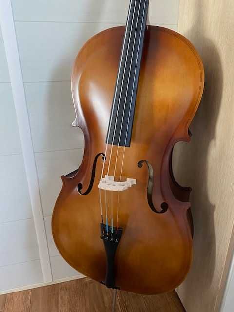 Violoncelo praticamente novo