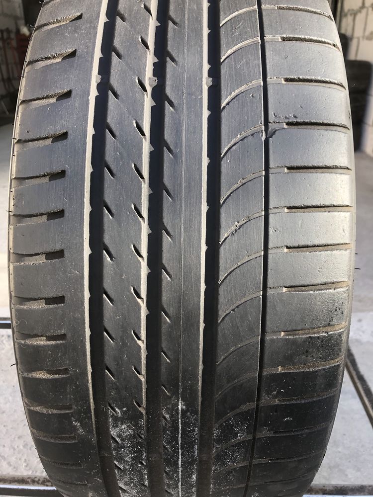 Шина Одиночка Запаска R20 245 35 GoodYear Eagle F1 Склад Осокорки