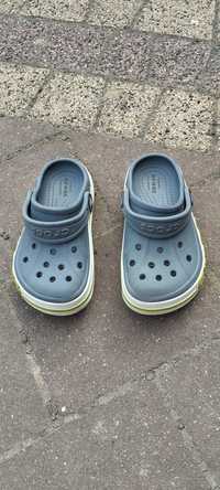 Crocs  c8 r24/25