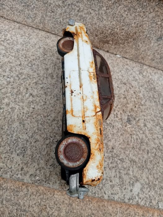 Vendo carro antigo para restauro