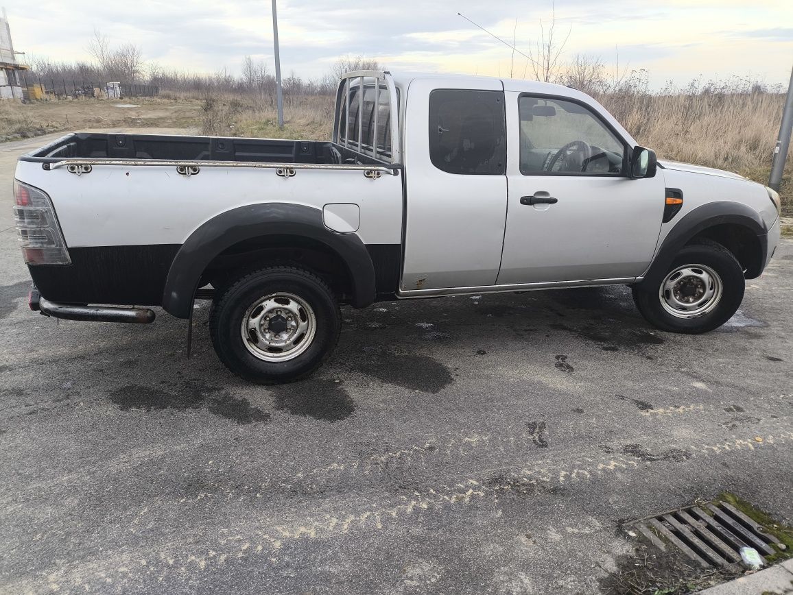 Ford Ranger Wildtrak  є декілька шт
