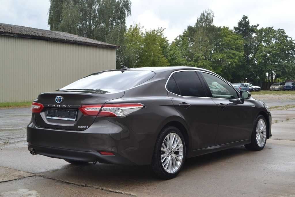 Бампер Toyota Camry XV70 запчастини Тойота Кемрі Камри 70 разборка