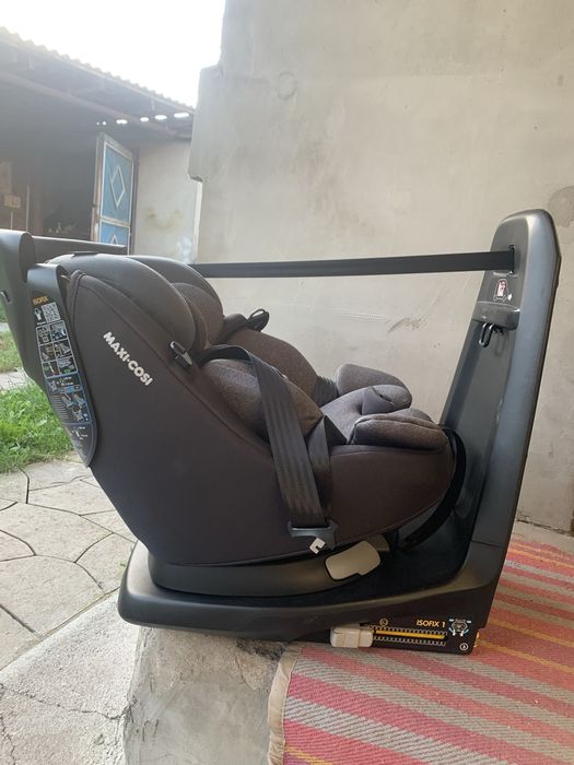 Автокрісло Maxi Cosi Axissfix