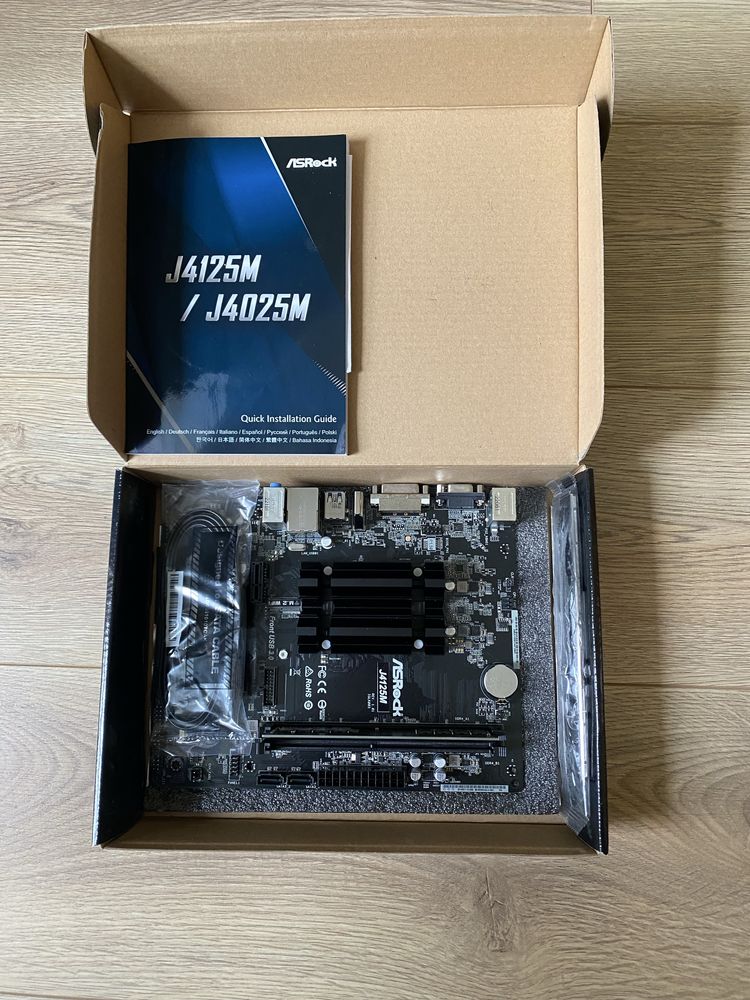 Комплект ASRock J4125M (Intel Celeron J4125, SoC, PCI-Ex16) + 4Gb DDR4