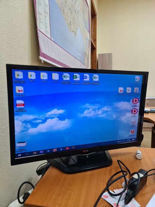 Телевізор LG 29LN450U