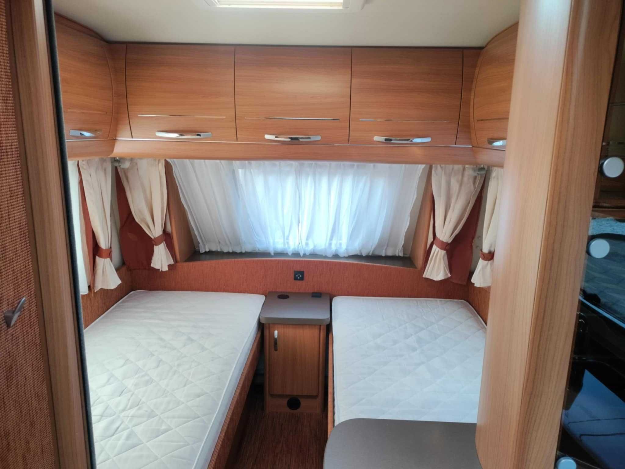 Przyczepa kempingowa Hobby De Luxe 495