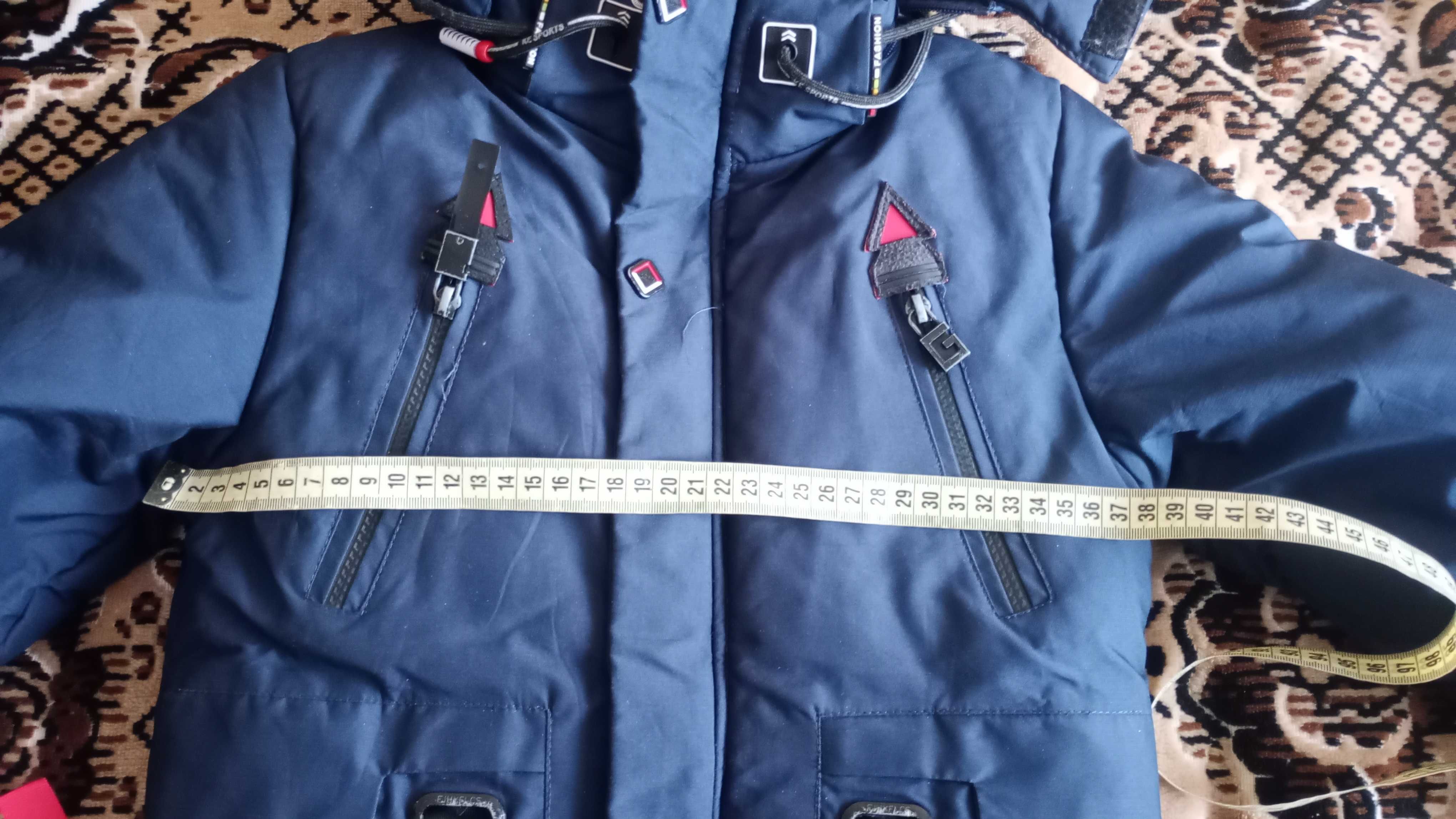 Зимняя фирменная куртка 122 рост