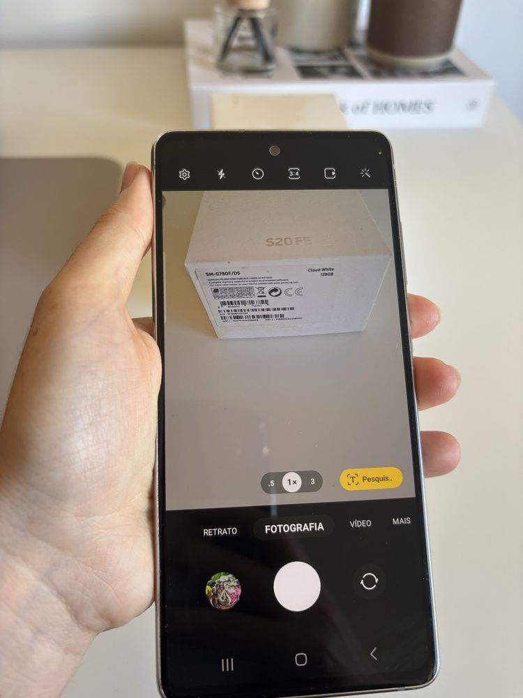 Samsung Galaxy 20 FE 128GB - branco