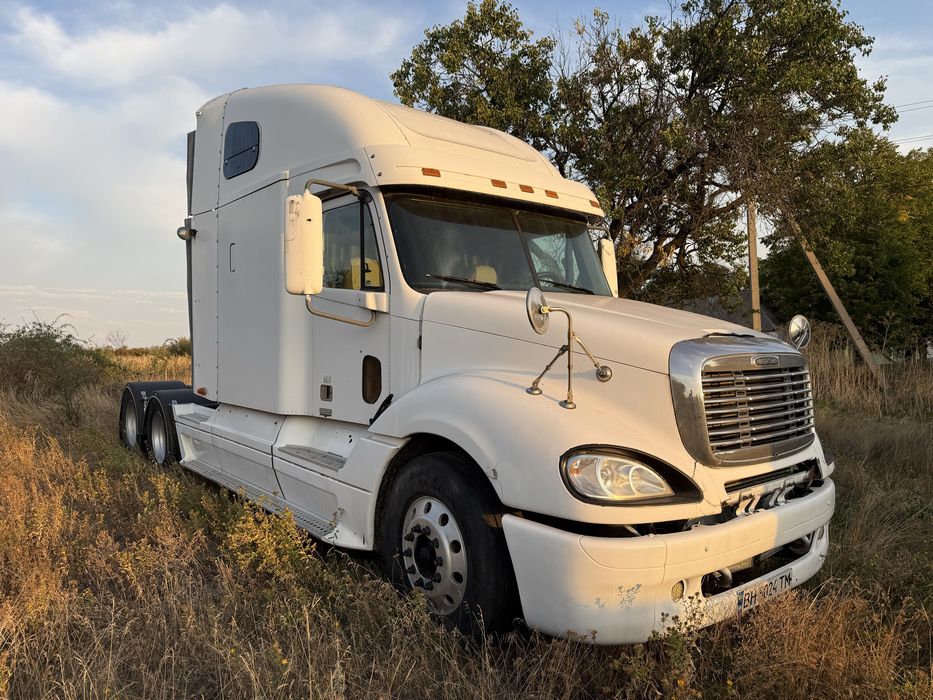 Продам тягач Freightliner Columbia АКПП обмен