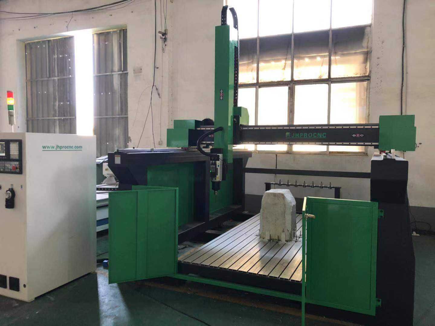 Maszyna CNC 4 osie x2000 y2500 z800 9kW + Bank narzędzi. Frezarka