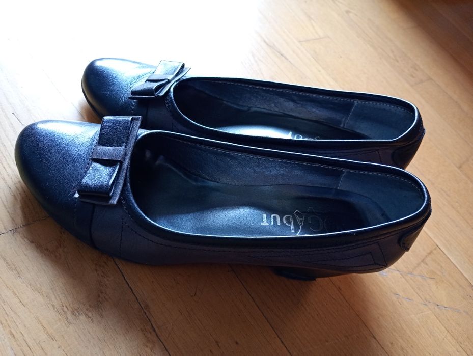 Czółenka skórzane r. 40