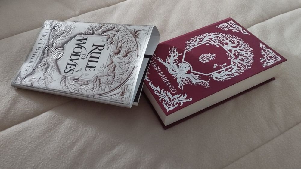 "Rule of wolves" de Leigh Bardugo em capa dura