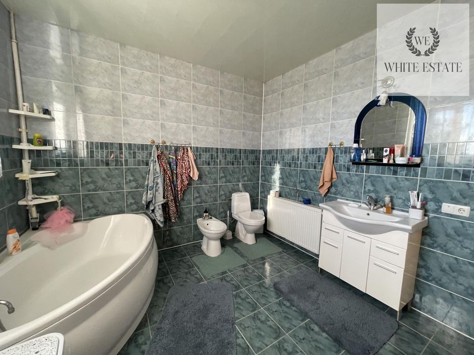 Продаж в с. Велика Березовиця