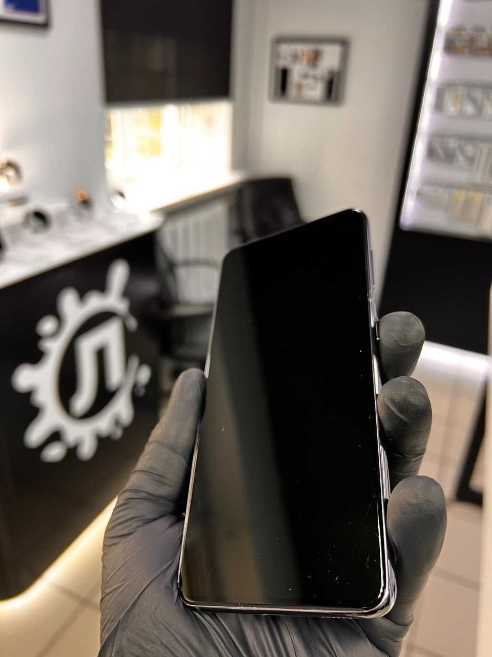 Samsung S 21 (g 991) 8/128 при купівлі знижка на годинник 500грн