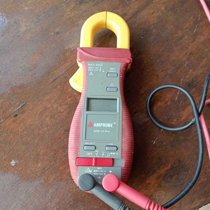ACD-10 PLUS 600A Clamp-On Multimeter