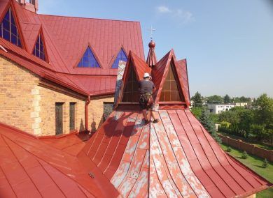 Malowanie dachów Farby okrętowe,elewacji prace wysokościowe dachmal