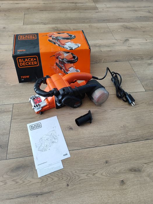 Szlifierka taśmowa Black& Decker 720wat, komplet