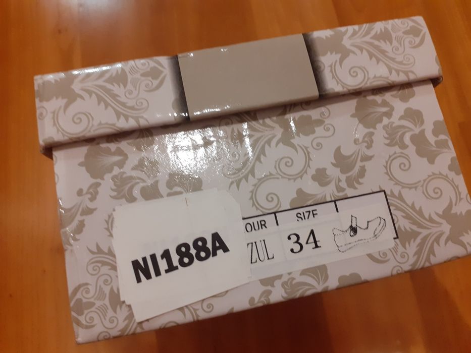 Sapatos colegiais menina NOVOS
