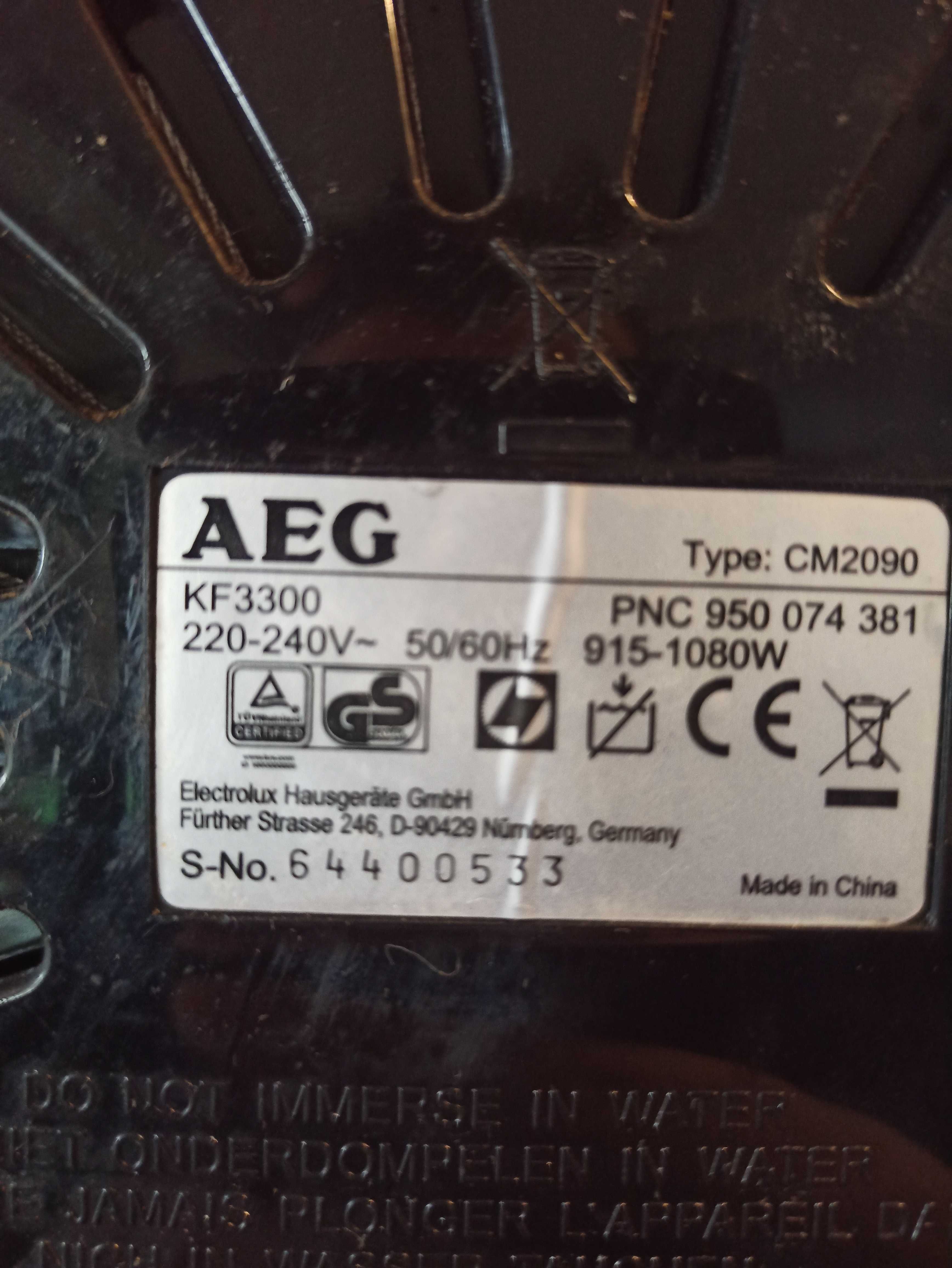 Продам капельную кофеварку AEG kf3300