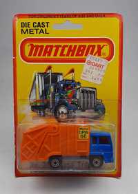 MATCHBOX Refuse Truck "Metro D.P.W. 66" No.36 Made in England