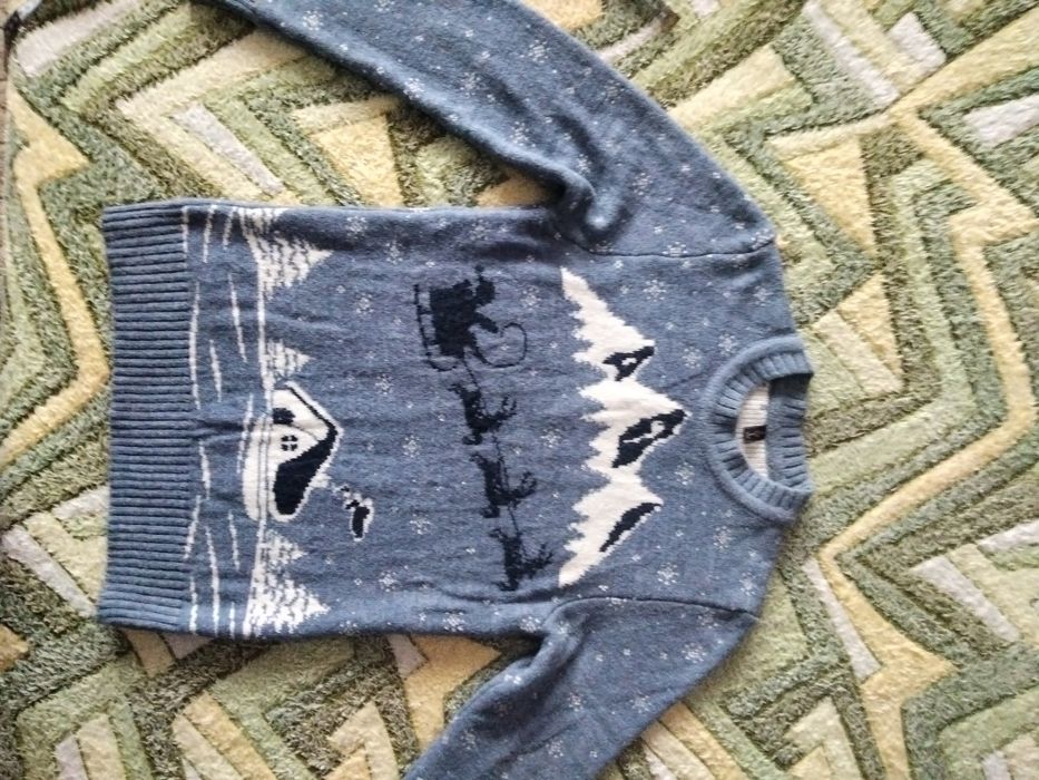 Теплий светр для підлітка