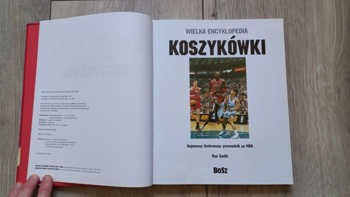 Wielka encyklopedia koszykówki. Ron Smith