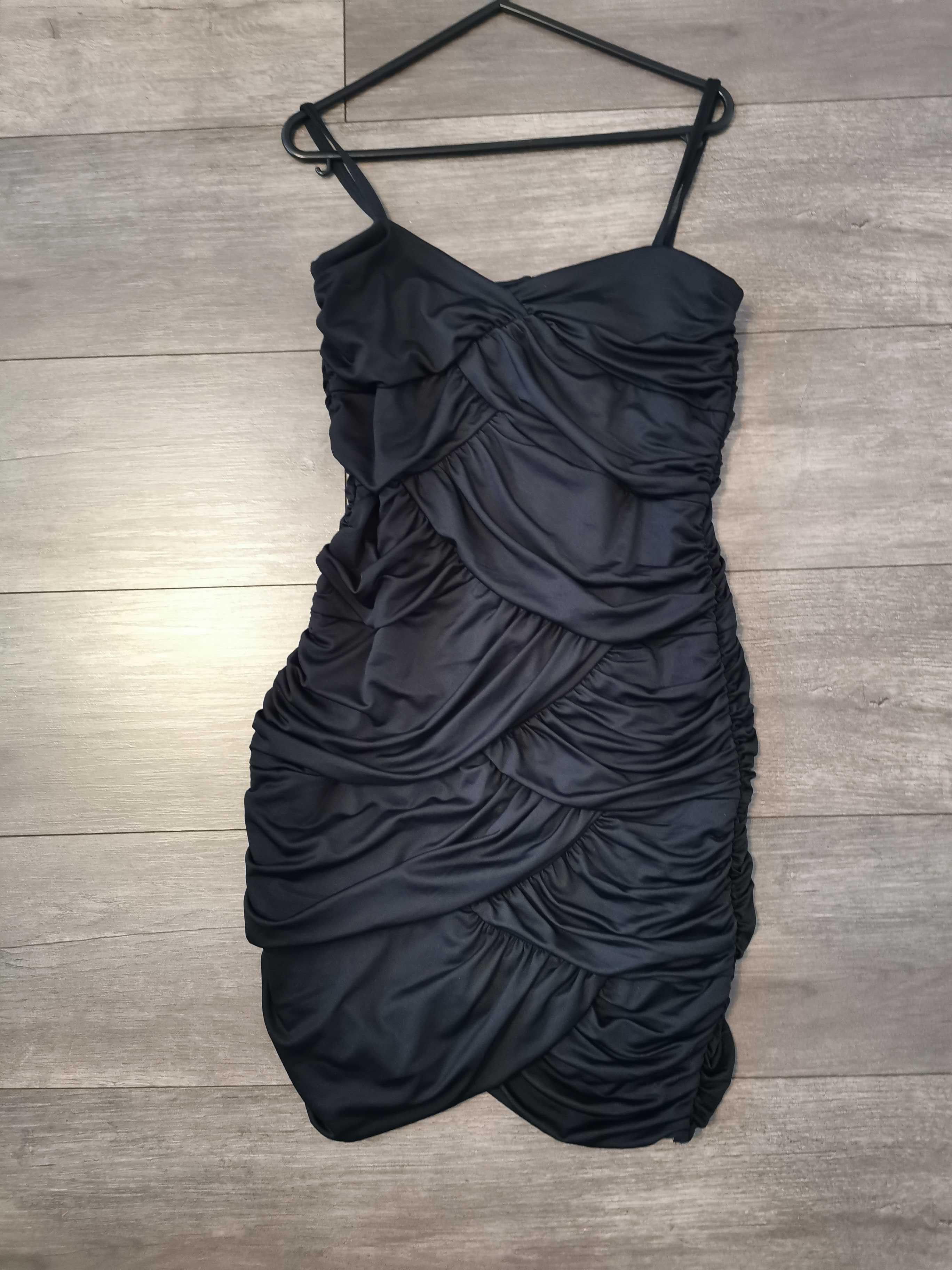 Nowa z metką krótka sukienka na szelkach mała czarna efektowna h&m