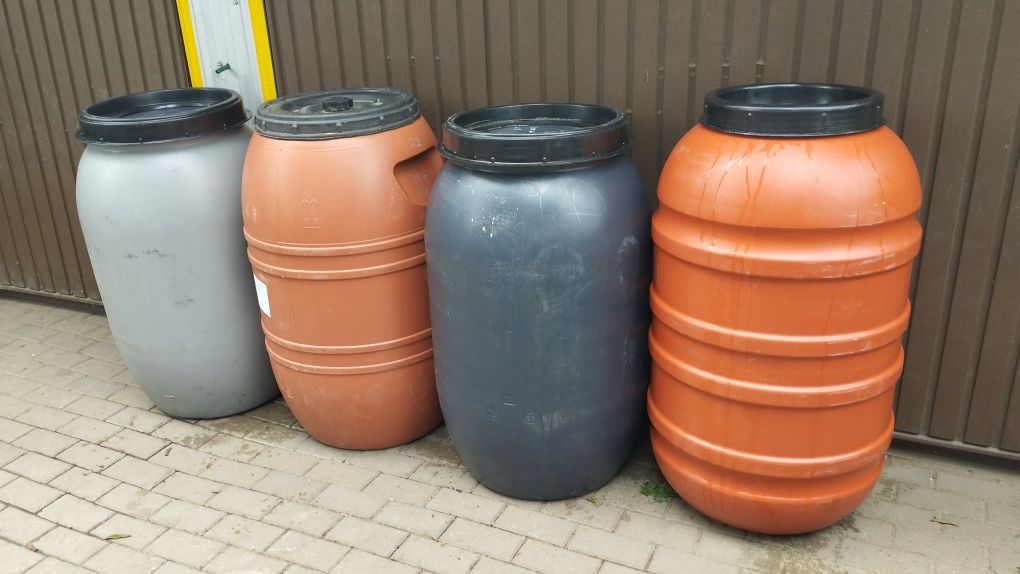 Beczki plastikowe 220 l na deszczówkę paliwo i inne płyny