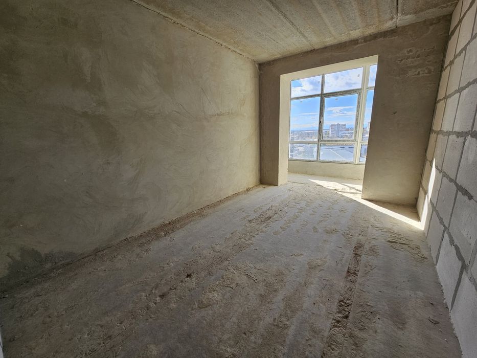 Здана 2кім.квартира в ЖК Містечко Центральне. 8поверх!