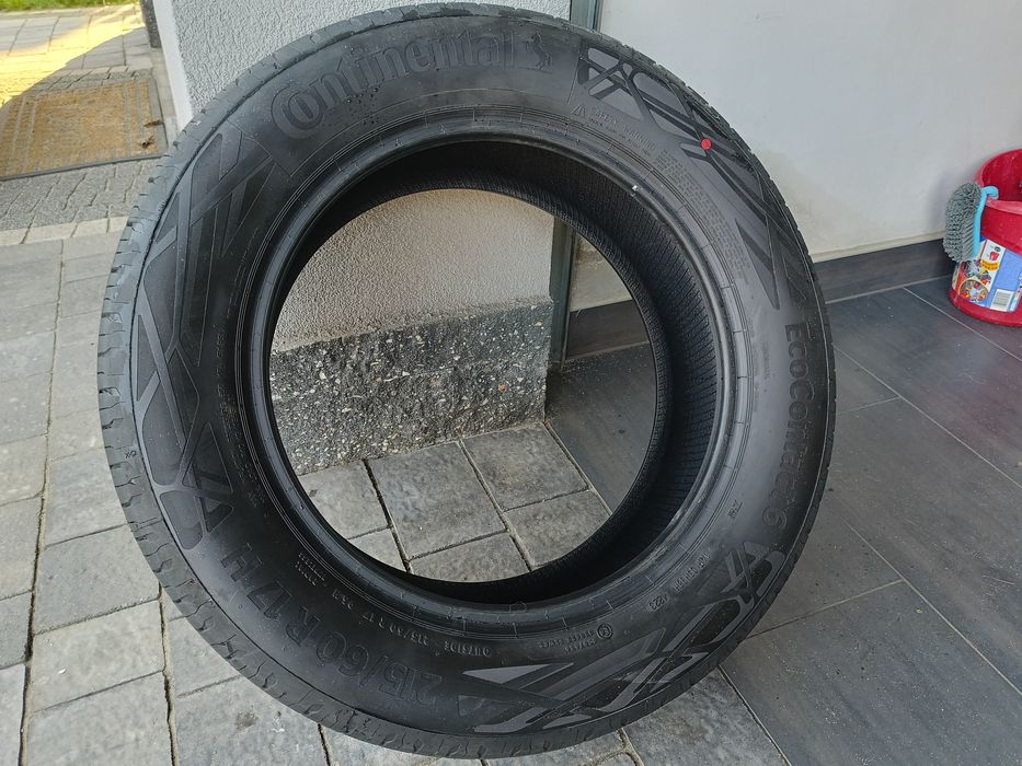 Opony letnie Premium Continental EcoContact 6 215/60/R17