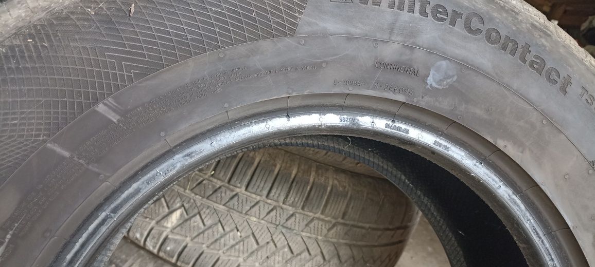 Шини 245/70 R16 Continental XL