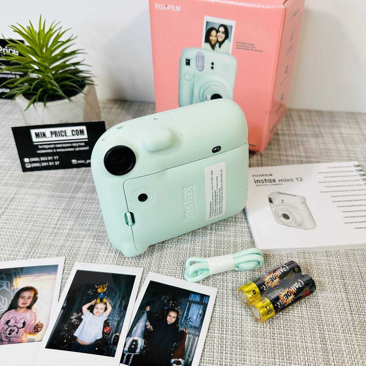 Фотокамера миттєвого друку Fujifilm Instax mini 12 Mint-Green