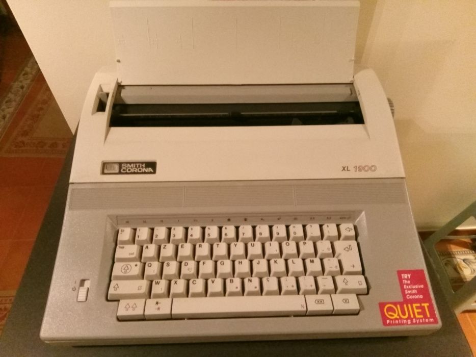 Máquina de escrever Smith Corona