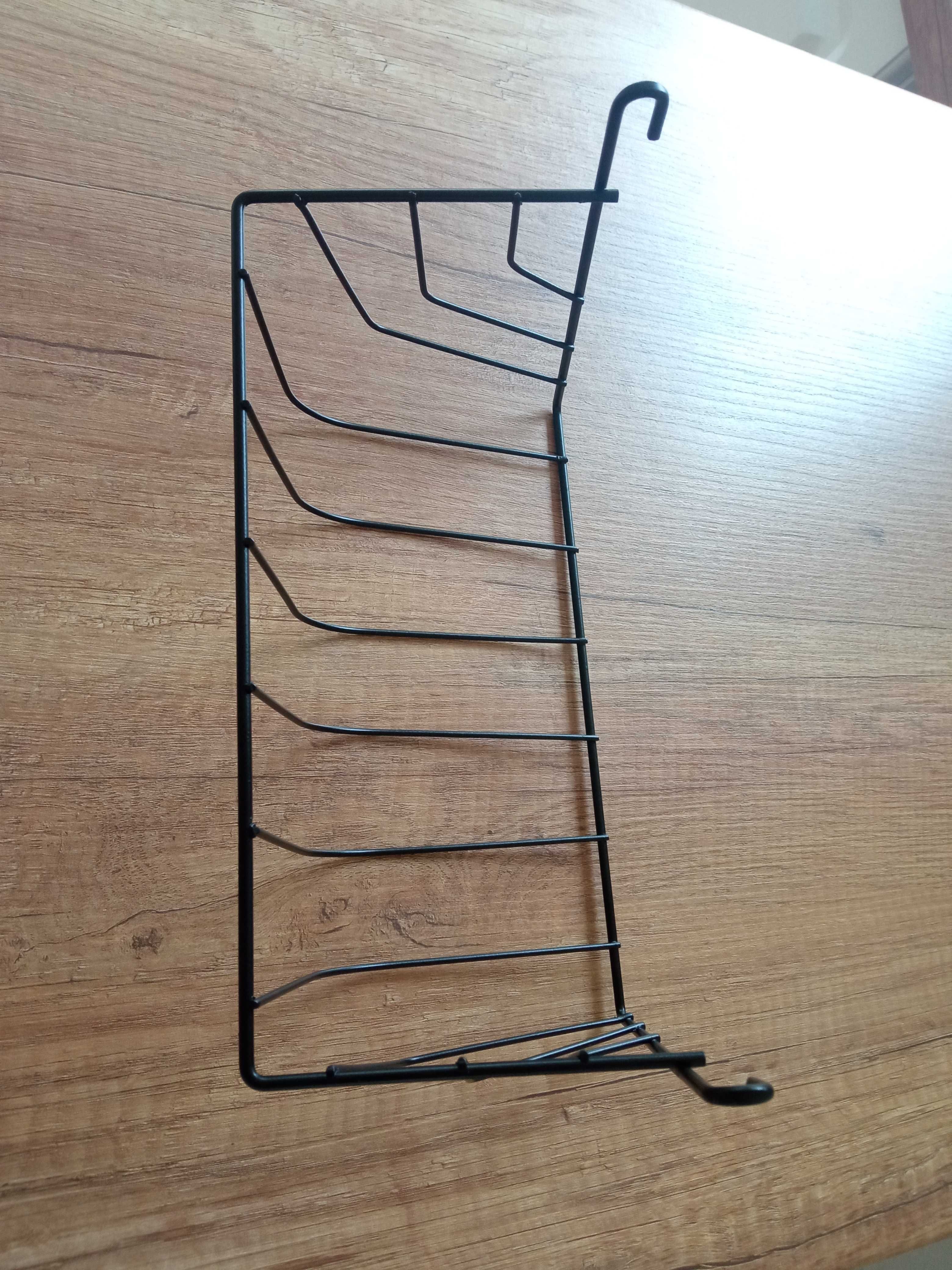 Paśnik metalowy 24 cm dla królika gryzoni karmnik czarny