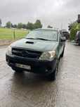 Toyota hilux warta uwagi