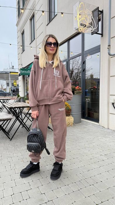 Женский теплый костюм флис 42-52 черный,шоколад Жіночий теплий костюм