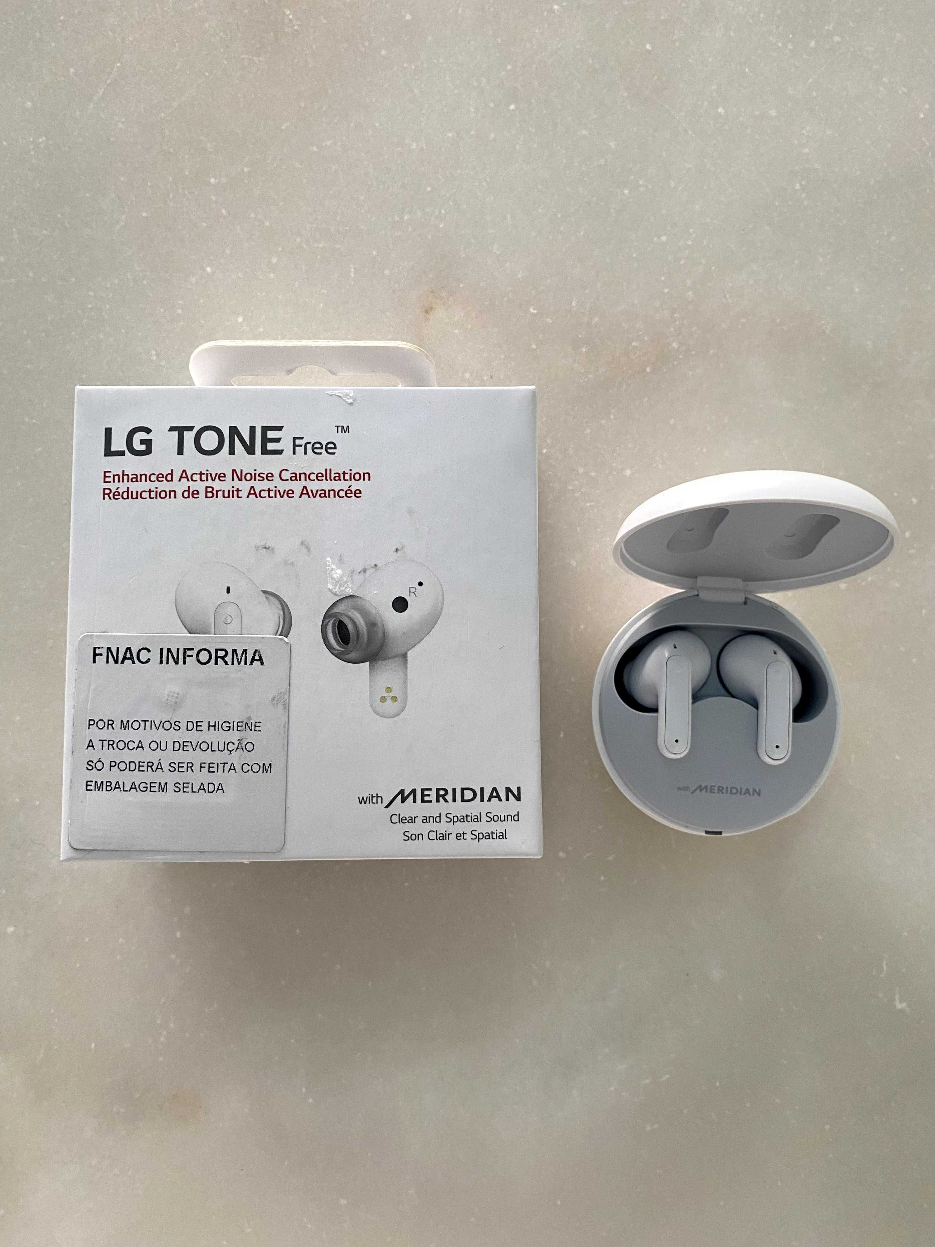 Auriculares Bluetooth LG TONE Free FP5 - Branco