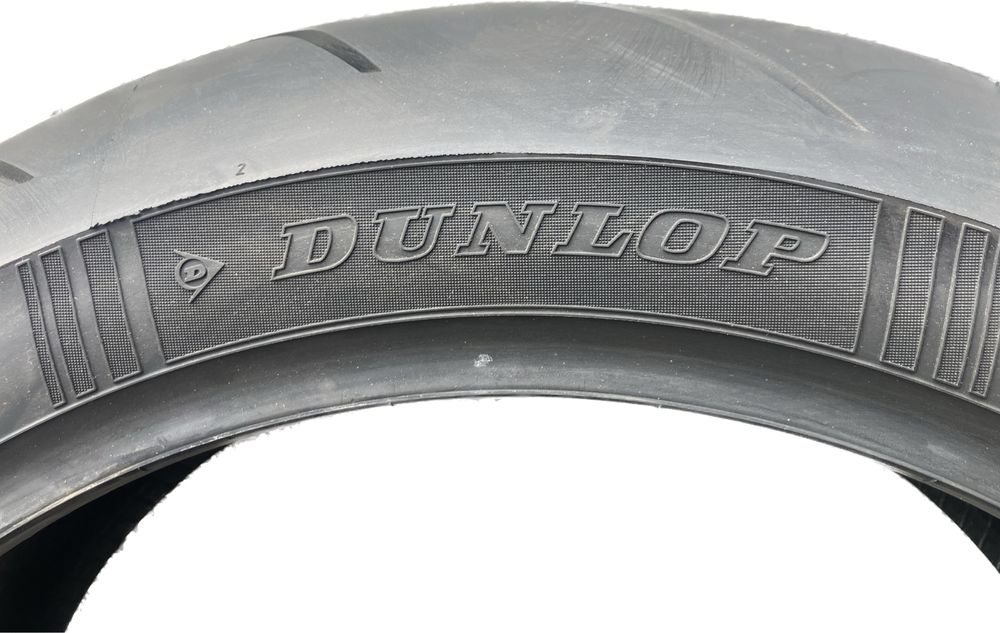 180/60ZR17 Dunlop SPORTSMART MK3 75W TL Aprilia Tuono Ducati Panigale