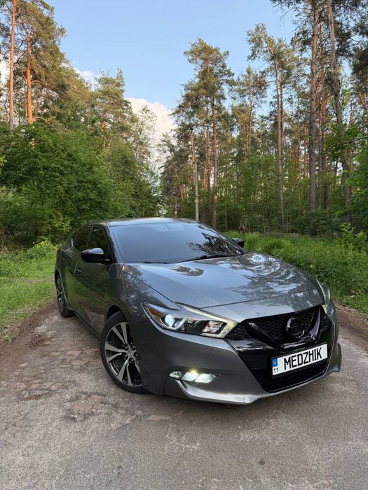 Продам Nissan Maxima