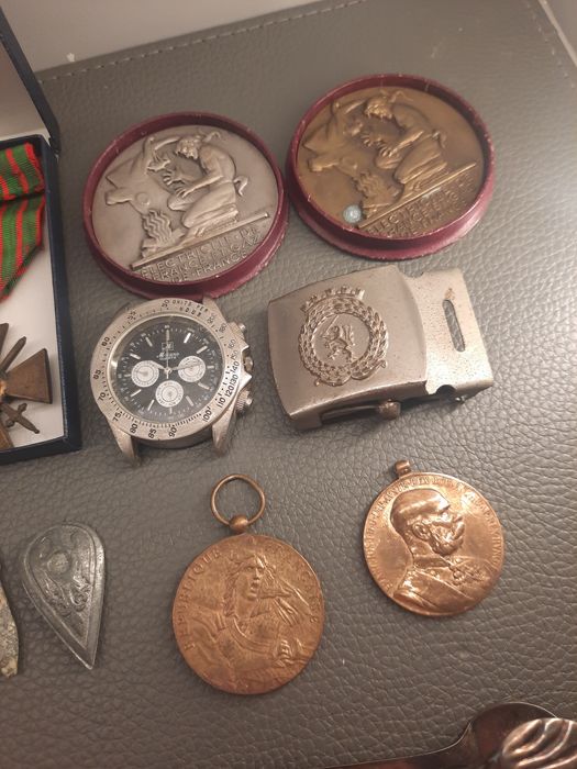 lote de medalhas e condecorações militares (guerra exercito )