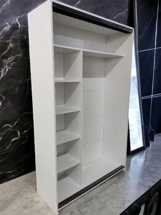 Мебель. Компьютерные столы. Стеллажи. Шкафы. Комоды.