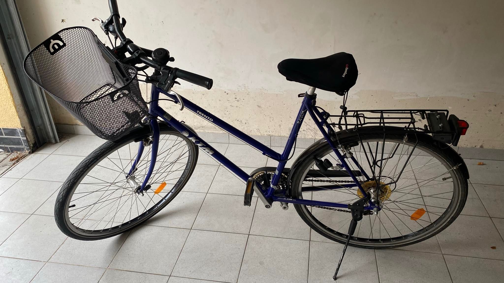 Rower damski KTM, koła 28 cali, rama rozmiar 56